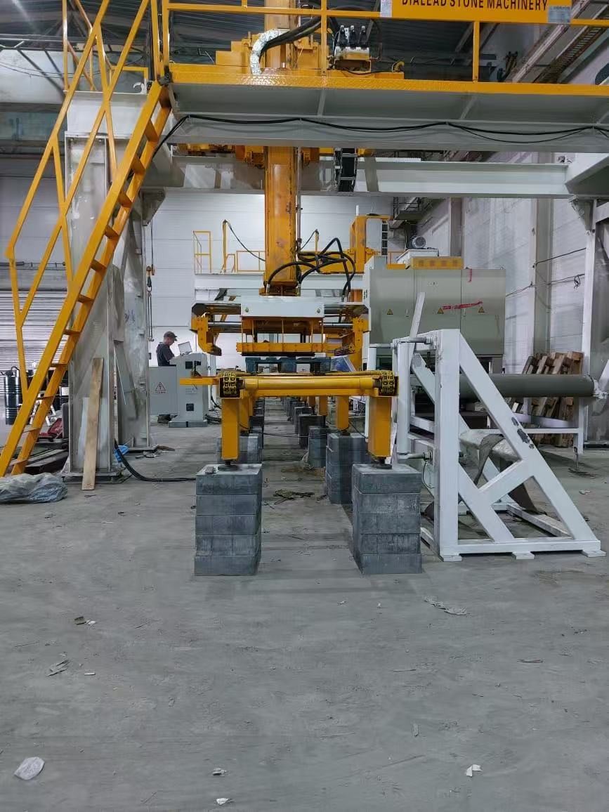 กรณี บริษัท ล่าสุดเกี่ยวกับ อัตโนมัติ สายเลืองสายกับหุ่นยนต์ใน Lipetsk